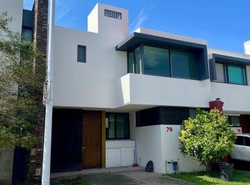 911f4af3f7772ba844a8baae9424fe7fba97e1cd94dfbe76ef7bed44f0e63478 · Casa en Venta Porta Real
