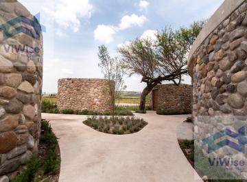 Terreno / Lote · 160m² · Terrenos Residenciales en Venta Zona Corregidora - Huimilpan