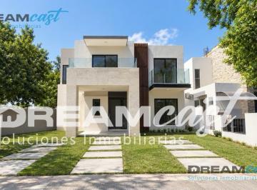 Casa · 169m² · 3 Recámaras · 2 Estacionamientos · Casa - Fraccionamiento Los Encinos Residencial