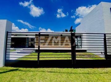 Casa · 237m² · 3 Recámaras · 2 Estacionamientos · Casa en Venta en Morelos, Real de Oaxtepec