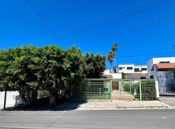 Casa · 178m² · 3 Recámaras · 2 Estacionamientos · Casa en Venta Fraccionamiento "Villas del Meson" Juriquilla Queretaro