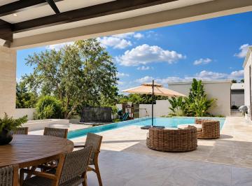 Quinta de 9 habitaciones, Montemorelos · Quinta de Lujo en Venta en Mil Encinos, Montemorelos Carretera Nacional