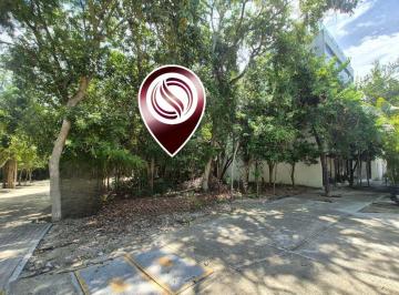 Terreno comercial , Tulum · Terreno Mixto en Esquina en Venta, Aldea Zama, Tulum
