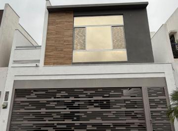 Casa de 3 habitaciones, Monterrey · Hermosa Casa en Renta Puerta de Hierro