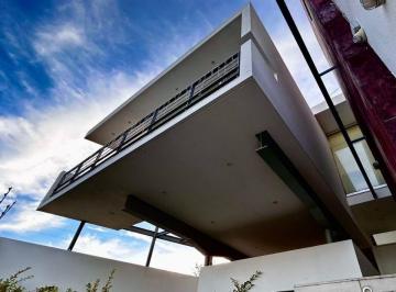 Casa de 3 habitaciones, Querétaro · Casa en Venta Juriquilla con Jardín