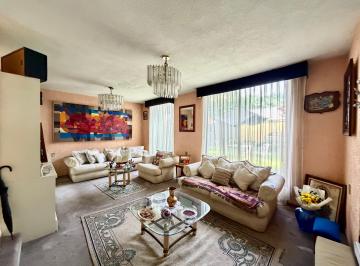 Casa de 3 habitaciones, Coyoacán · Casa Para Remodelar en Esquina con Grandes Espacios, Las Praderas, I. Cuicuilco