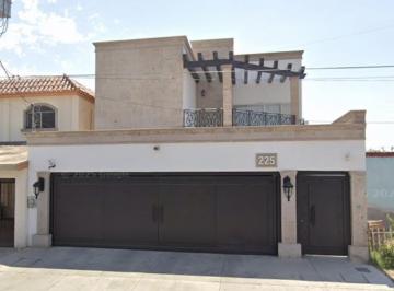 Casa de 4 habitaciones, Cajeme · Casa en Venta en Ciudad Obregón Sonora