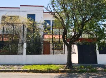 Casa de 8 habitaciones, Gustavo A. Madero · Casa en Venta en Lindavista Norte, 249 m² de Terreno en Calle Cerrada, Cdmx