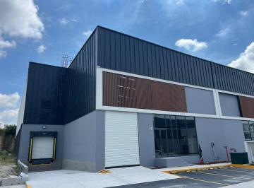 Nave industrial · 835m² · 3 Estacionamientos · Nave en Renta en Zona Technology Park