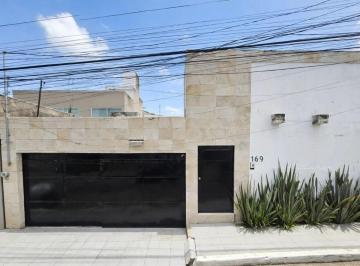 Casa de 4 habitaciones, Cuajimalpa de Morelos · Casa Adujudicada en Ciudad de Mexico Cuajimalpa con 4 Recamaras