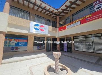 d9ae219770136bee60ee488709a7d728dfef474be38b372f5c1aeb802409d2e8 · Local en Renta en El Centro de Tequisquiapan. Brv24
