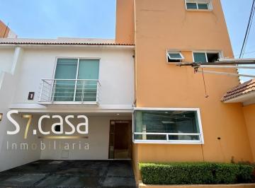 Casa en condominio · 250m² · 3 Recámaras · 2 Estacionamientos · Casa en Condominio, en Renta, Coapa, con Jardin, 3 Recamaras Opcion a 4 Recamaras