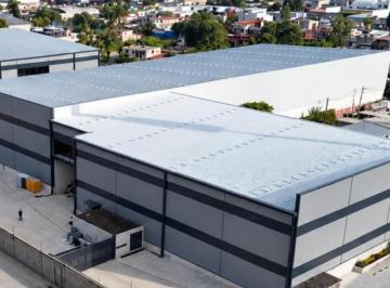 Bodega comercial · 1195m² · Bodega en Renta de 1,195 m² en Tultitlán | con Andén