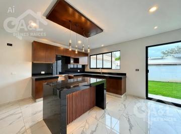 Casa de 3 habitaciones, Xalapa · Casa en Venta en Finca de Las Cumbres