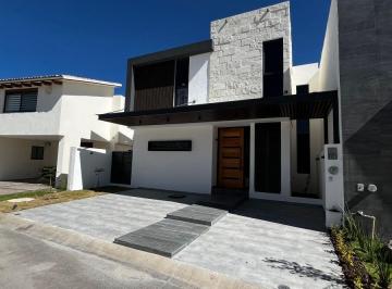 Casa en condominio de 3 habitaciones, León · Casa en Renta Fraccionamiento El Molino y Golf Lomas IV