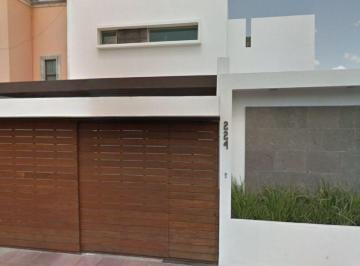 Casa de 5 habitaciones, Aguascalientes · Casa en Venta en Jardines de La Concepción, Aguascalientes, Aguascalientes.