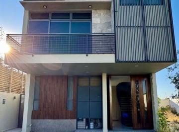 9eb199f5ea5e24609427f147e854af386fad6e3d31a9d3947f08be2f1343801e · Nueva Casa en Venta. Coto Acacias, Parques Vallarta