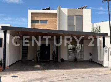 Casa · 206m² · 3 Recámaras · 3 Estacionamientos · Casa en Venta Fracc. Altaria, Chihuahua, Chih.