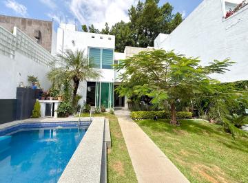 Casa de 4 habitaciones, Cuernavaca · Casa en Privada con Vigilancia 24/7 en Calzada de Los Reyes Cuernavaca
