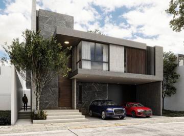 Casa de 4 habitaciones, San Luis Potosí · Casa en Venta con 4 Habitaciones, Alberca Dentro del Club de Golf La Loma