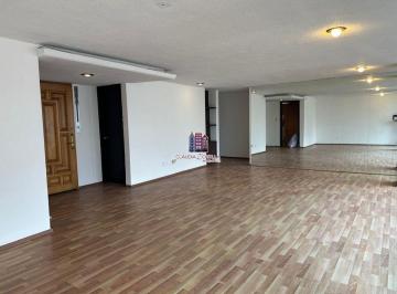 Departamento de 3 habitaciones, Benito Juárez · Departamento con Amplios Espacios y Muy Iluminado