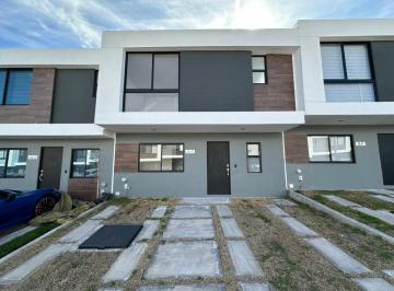 Casa en condominio de 4 habitaciones, El Marqués · Casa en Renta con 4 Rec. E Cond. Riscos, Fracc. Zibata, El Marques Queretaro