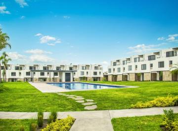 Casa en condominio de 3 habitaciones, Xochitepec · Casa en Condominio en Zona Residencial con 2 Estacionamientos Cerca del Tec de Mty Campus Cuernavaca