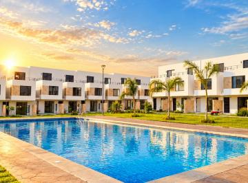 Casa en condominio de 4 habitaciones, Xochitepec · Casa en Zona Residencial Libre de Gravamen con 16 Amenidades Cerca del Tec de Mty Campus Cuernavaca
