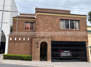 Casa · 278m² · 3 Recámaras · 2 Estacionamientos · Casa en Renta en Real de San Agustin