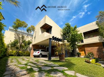 Casa en condominio de 5 habitaciones, Tlajomulco de Zúñiga · Espectacular Casa en Venta Fraccionamiento El Manantial