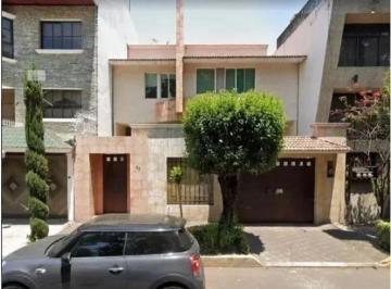 Casa de 3 habitaciones, Coyoacán · Casa en Venta en Col Paseos de Taxqueña Coyoacan Ciudad de Mexico