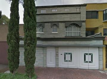 Casa de 4 habitaciones, Coyoacán · Venta de Casa en Paseos de Taxqueña en Coyoacán, Cdmx