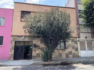 Casa · 289m² · 4 Recámaras · 3 Estacionamientos · Casa en Venta Observatorio, Miguel Hidalgo Cdmx
