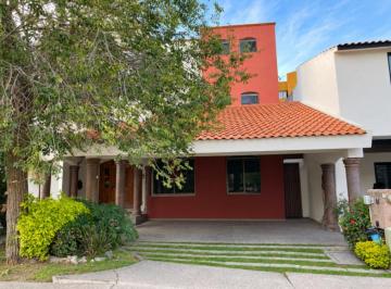 1 · Casa en Renta o Venta Villantigua