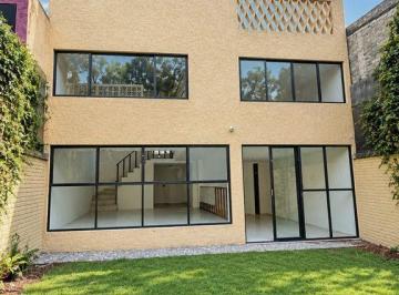 Casa · 250m² · 4 Recámaras · 1 Estacionamiento · Casa en Renta en Hacienda de San Juan