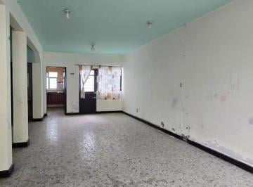1 · Casa en Venta en Tequisquiapan, San Luis Potosí - Amplio Espacio y Excelente Ubicación