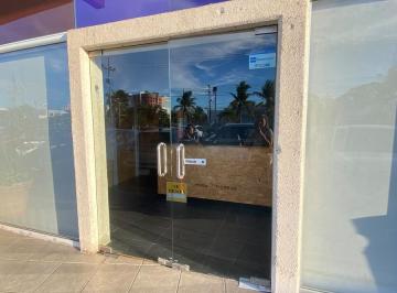 Local comercial · 43m² · Renta Local Plaza Nichupte Centro Cancun Sm 15