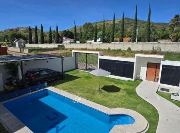 Casa de 6 habitaciones, Atlixco · Residencia con Alberca en Venta Atlixco Puebla