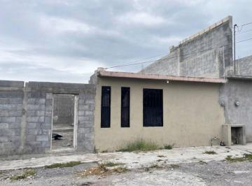 Casa de 2 habitaciones, Arteaga · Casa en Venta en Privada La Nogalera, Arteaga Coah