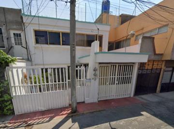 Casa de 4 habitaciones, Gustavo A. Madero · Casa San Juan de Aragón