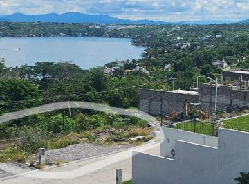 Terreno / Lote , Jojutla · Terreno en Venta con Vista Al Lago de Tequesquitengo. Fraccionamiento Privado Vistalago