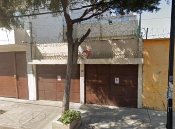 Casa de 4 habitaciones, Cuauhtémoc · Venta de Casa Peralvillo