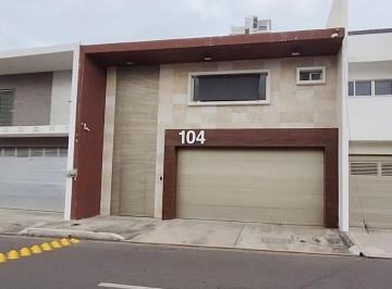 Casa de 3 habitaciones, Boca del Río · Casa Residencial en Venta Fracc. Costa de Oro
