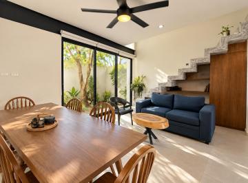 Casa de 2 habitaciones, Mérida · Townhouse Amueblado en Renta en San Ramón Norte, Ubicación Estratégica