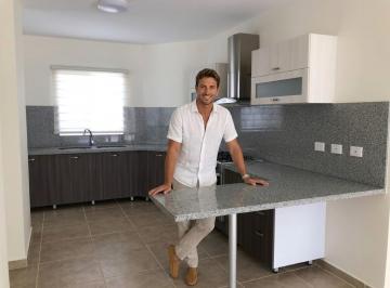 Casa en condominio · 145m² · 3 Recámaras · 2 Estacionamientos · Casa en Renta en La Joya Sin Amueblar