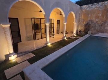 Casa en Venta de 2 habitaciones  · Casa Colonial en Campeche