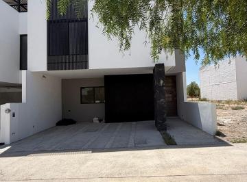 Casa de 4 habitaciones, Jesús María · Casa en Venta en San Angelo Residencial Al Nor Poniente de Aguascalientes