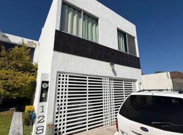 Casa en condominio de 3 habitaciones, San Francisco de los Romo · Casa en Venta Al Norte de Aguascalientes en Sendero de Los Quetzales