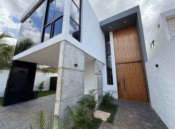 2c012e0f6151fd92f86cae53fc6cabcb4806a5072e269566fac59194b06eb04b · Casa en Venta en Residencial Airepuro Mérida
