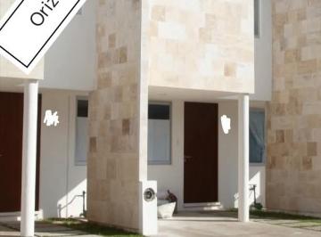 Casa de 2 habitaciones, Orizaba · Casa en Unidad Habitaciónal Cerrada